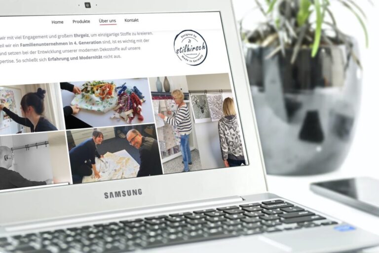 Website auf Laptop