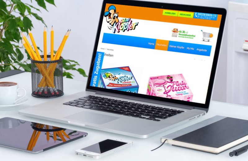 Onlineshop auf Laptop
