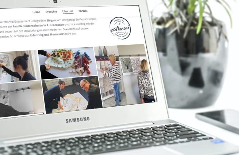 Website auf Laptop
